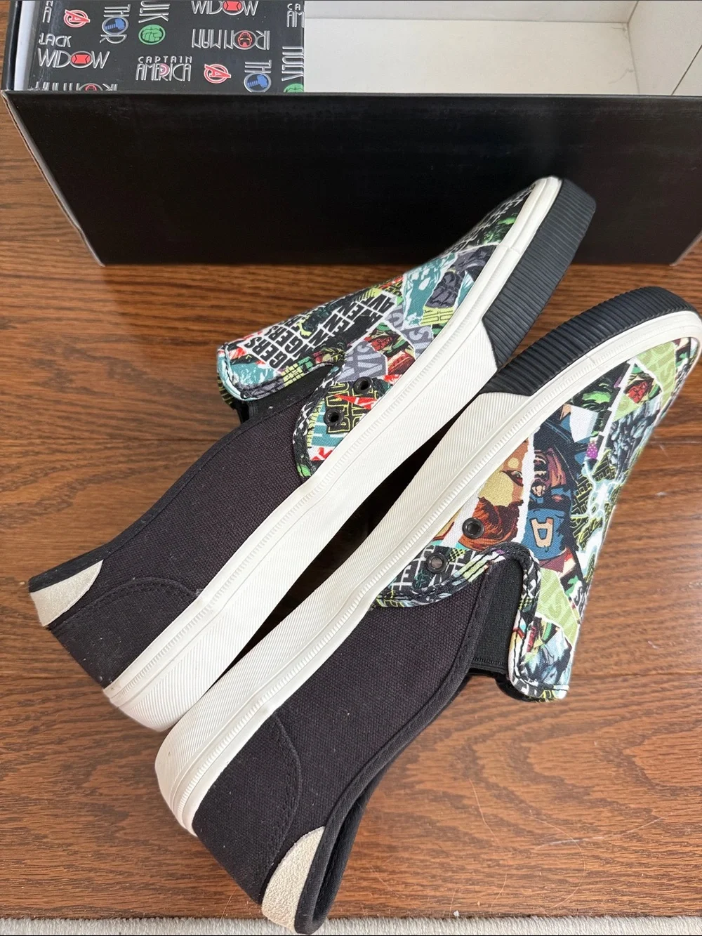 Toms x Marvel Multicolor Baja Comic Print Slip-On Sneakers
